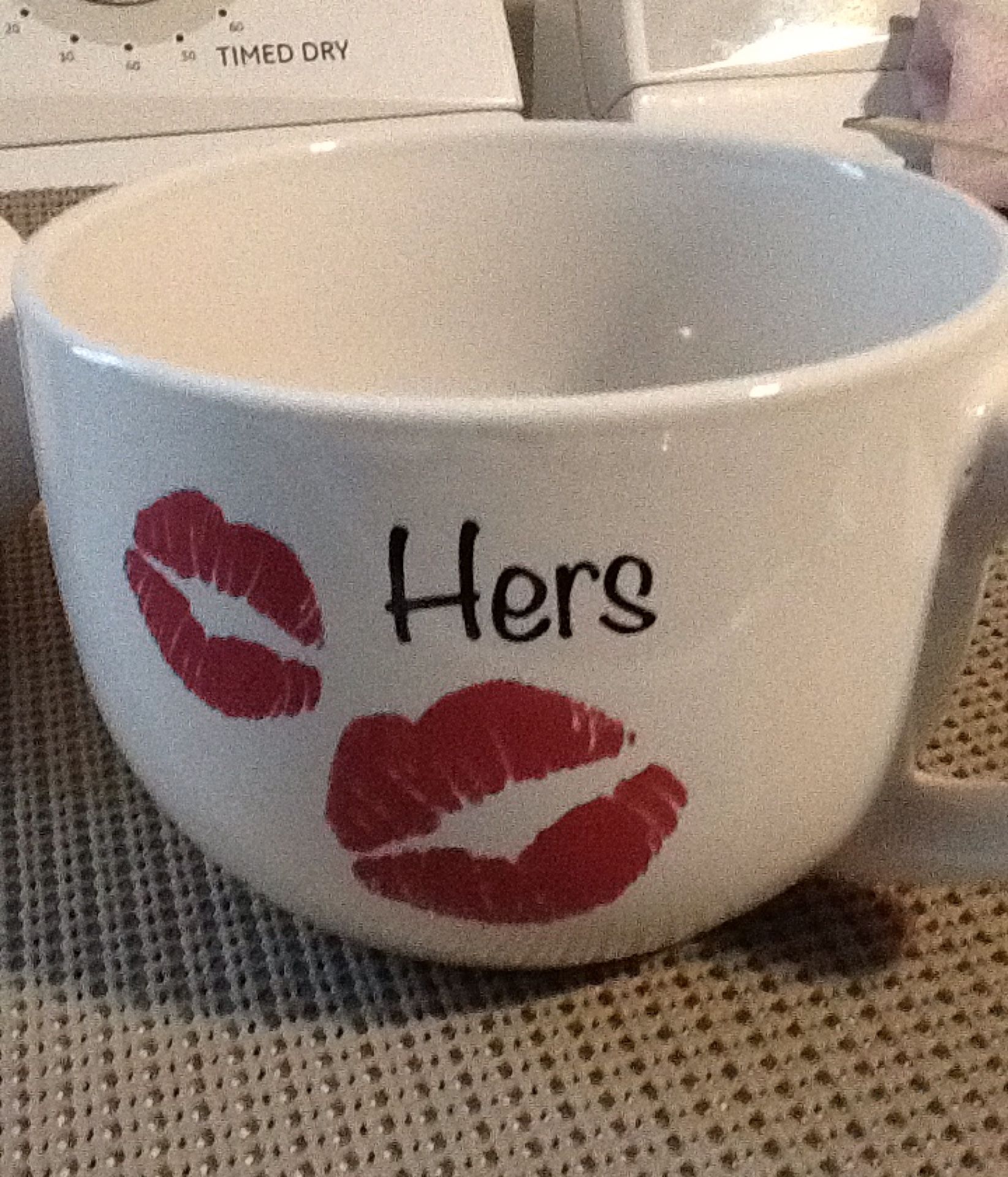 Coffee mugs/ tea cups/ fun gift giving/ office mug/ kitchen decoration/ family cup/ red lips with Hers message