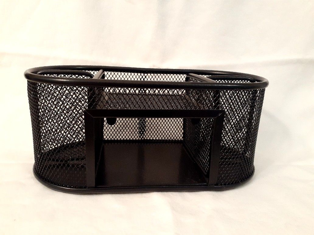 Oval desk organizer