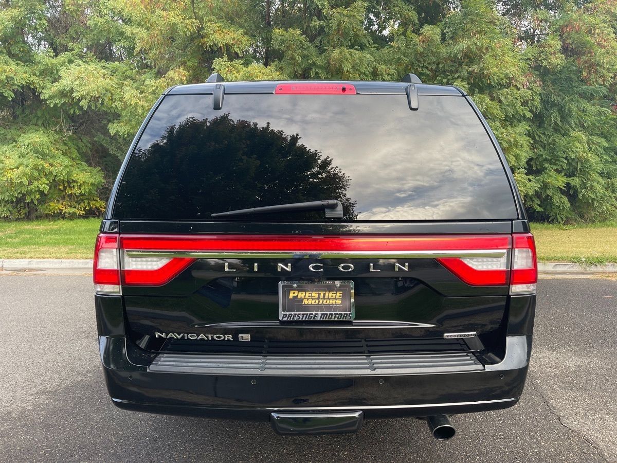 2016 Lincoln Navigator L