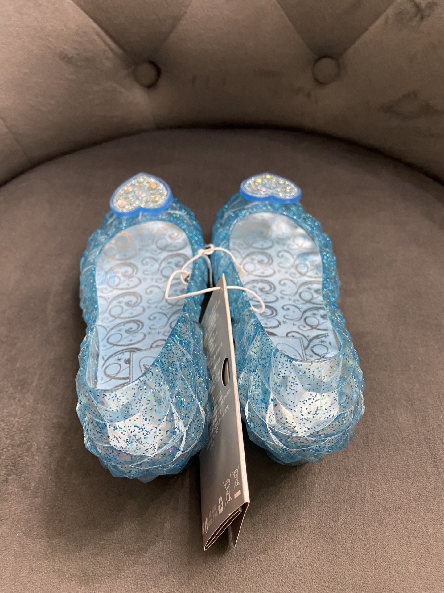 Disney Cinderella Light-Up Costume Shoes Slippers Kids Size 2