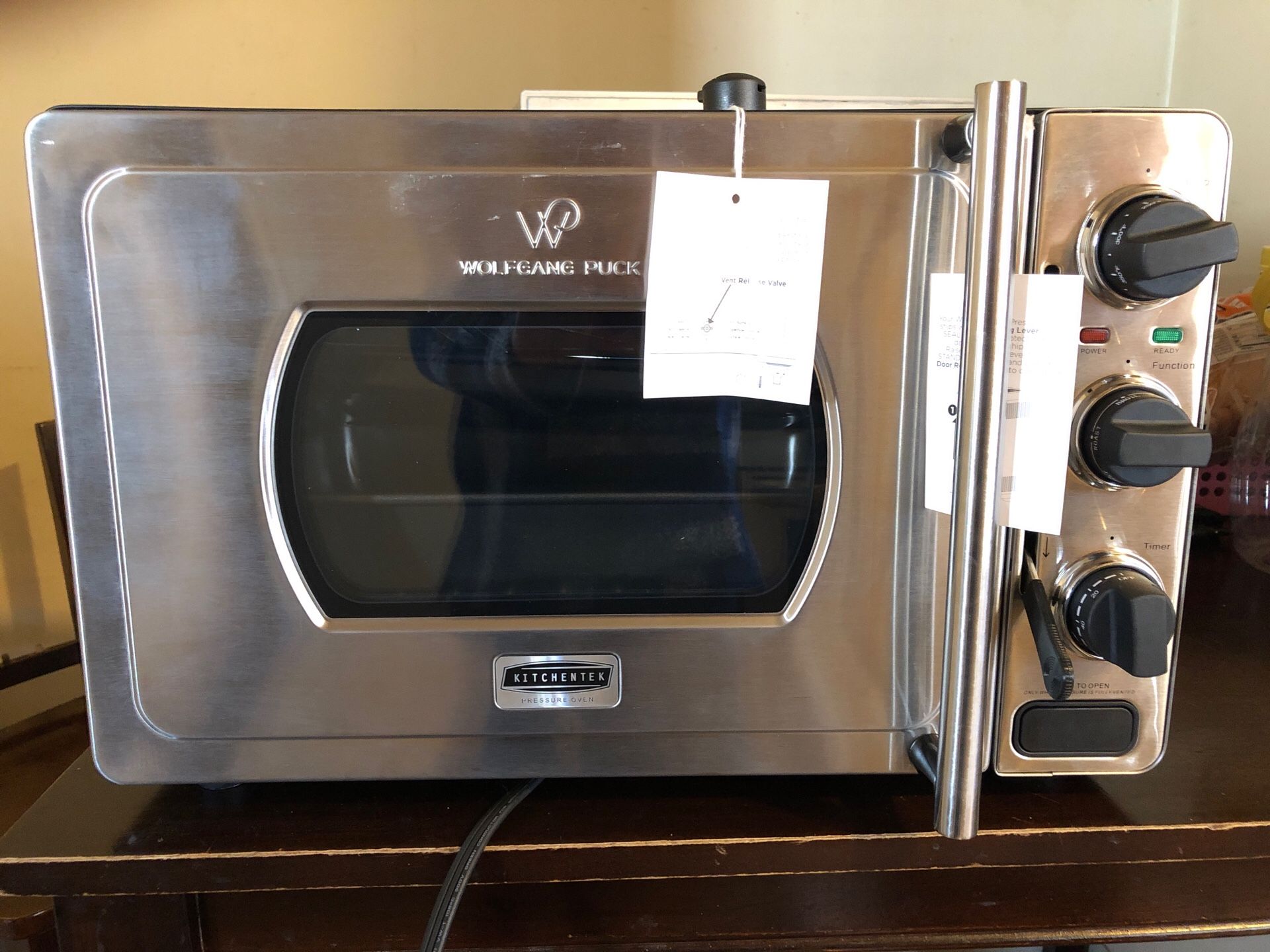 WOLF GANG PUCK PRESSURE OVEN