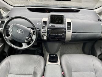 2008 Toyota Prius Thumbnail