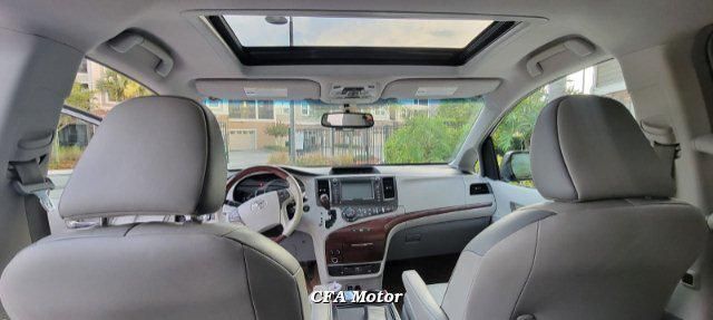 2013 Toyota Sienna