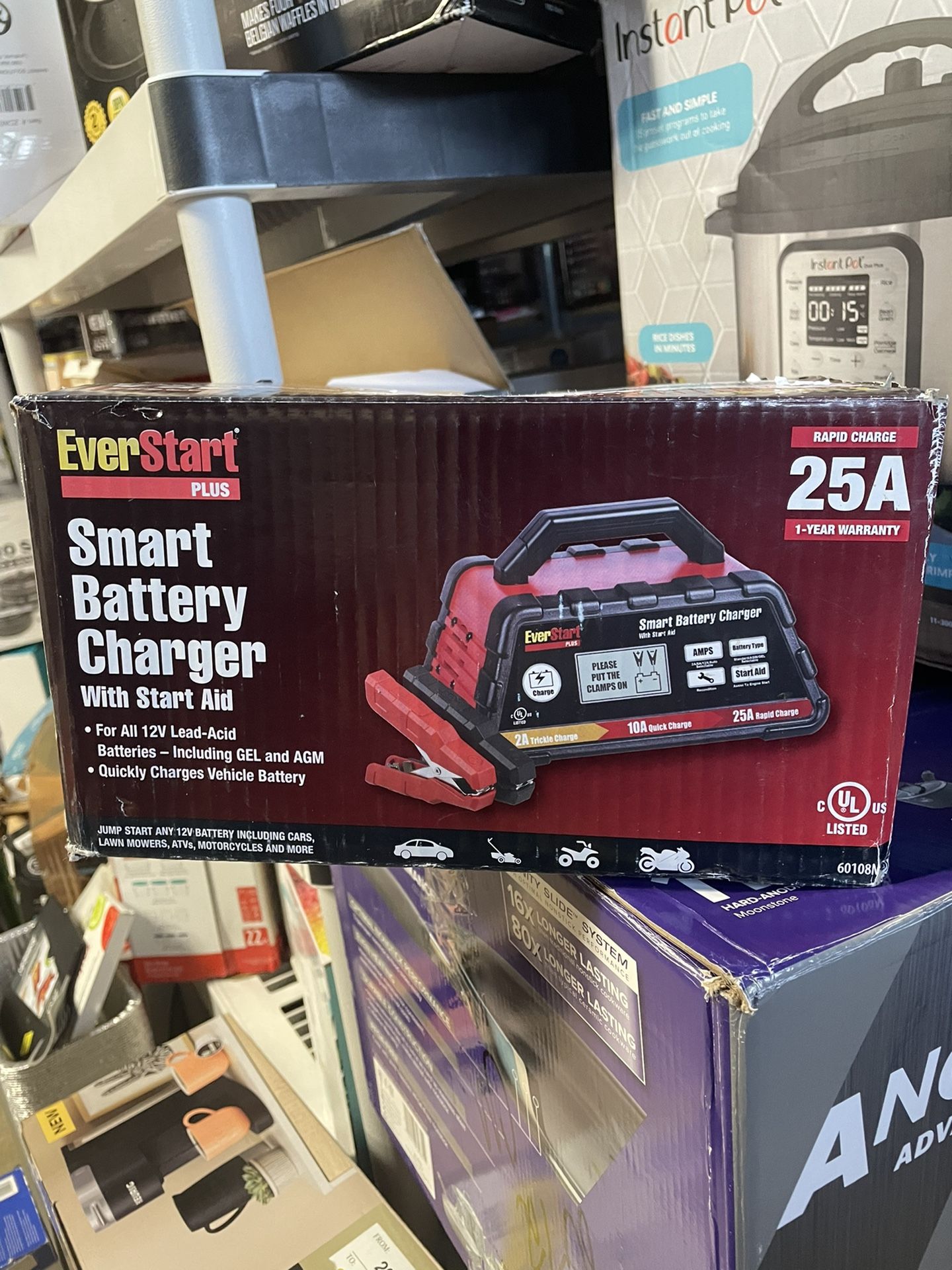 Everstart Smart Battery Charger With Start Aid