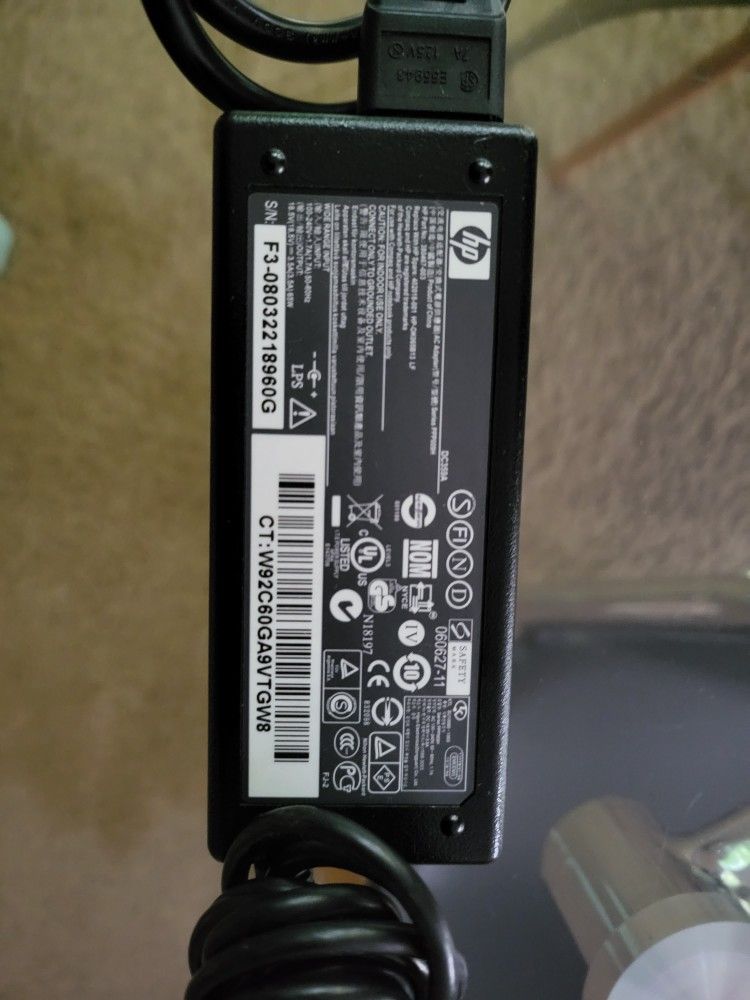 Read Add!!! Genuine HP AC Adapter