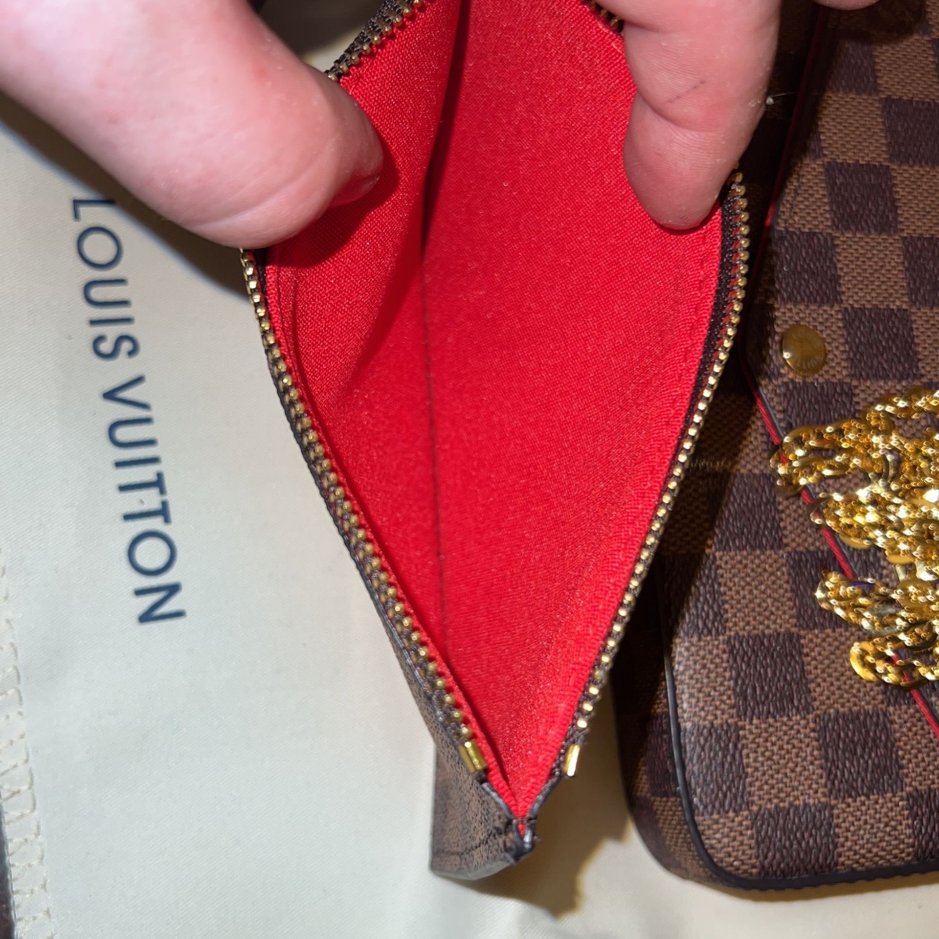 Red Louis Vuitton bag real Italian leather With 44 Inch Golf Chain