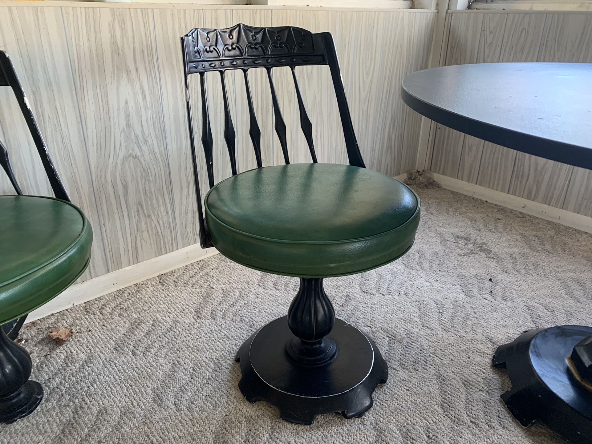 1960’s Kessler Cast Aluminum Base Lounge Table/ Chairs
