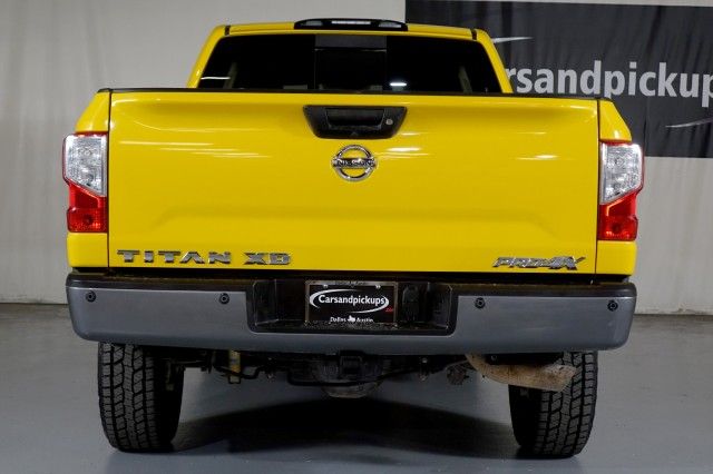 2016 Nissan Titan XD