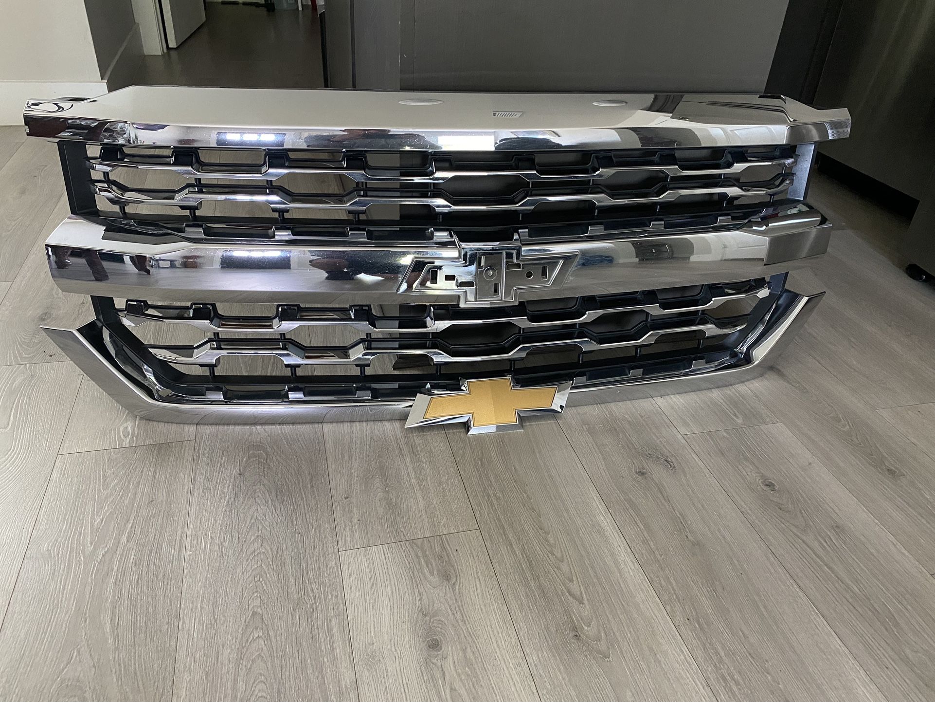 Chevy Silverado Grill 2016- 2018