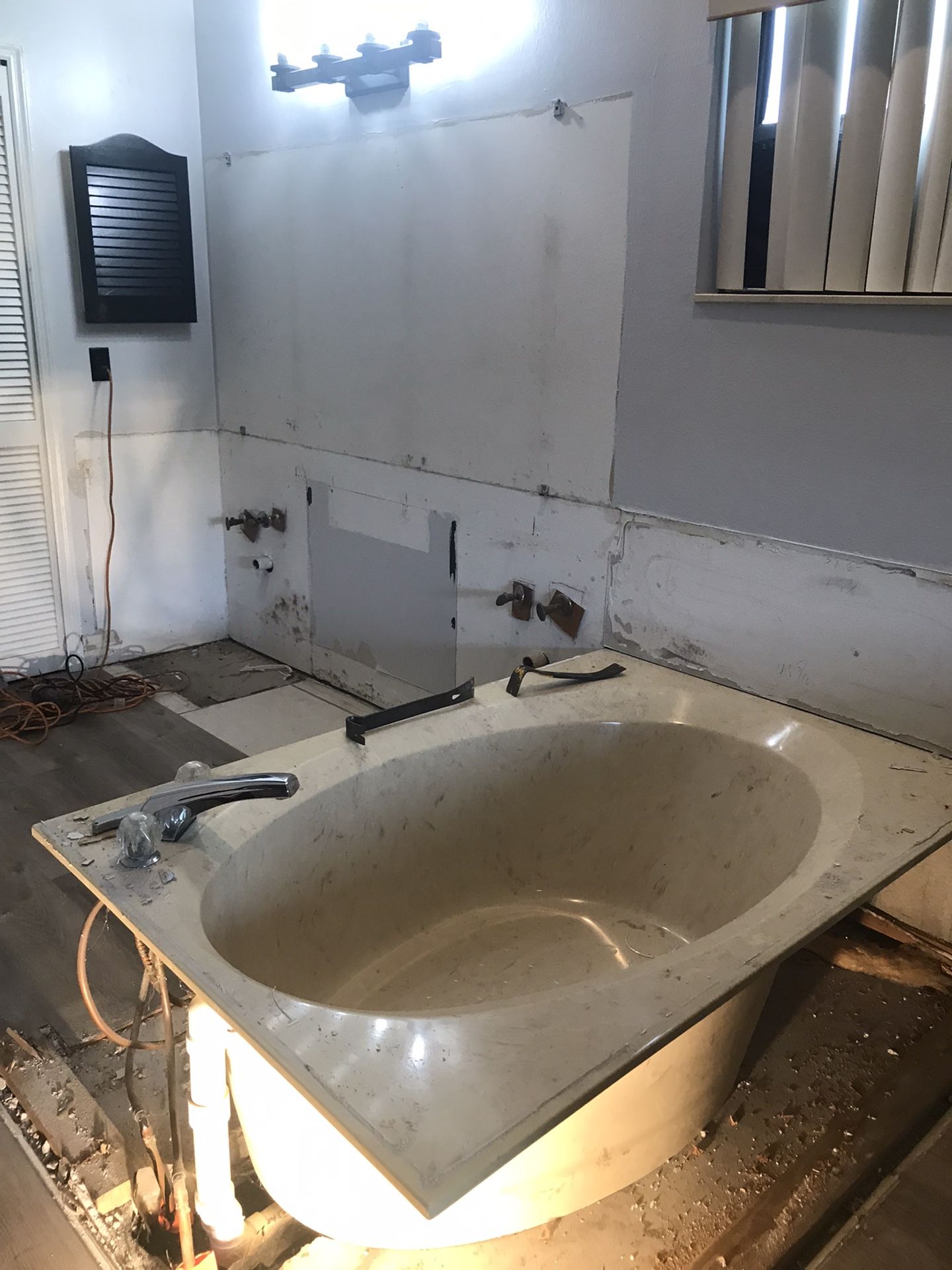 Hot Tub 🛀 Bañadera