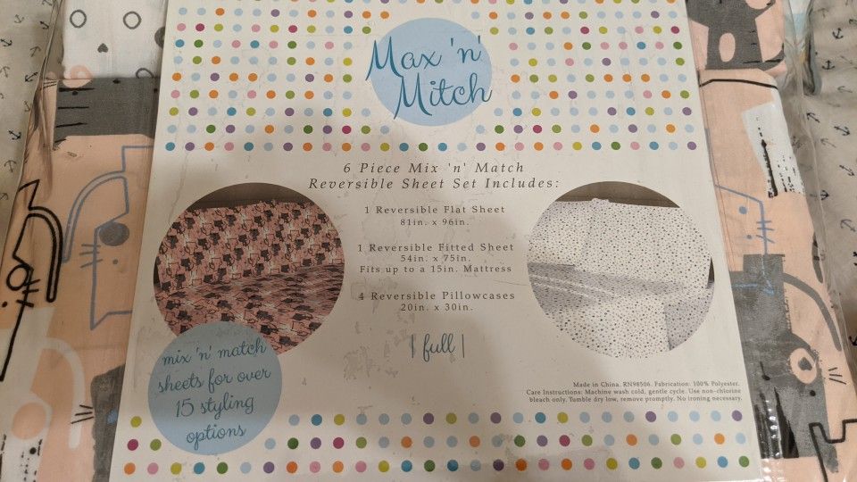 Two Full Sheet Sets (Flat Sheet, Fitted Sheet, Pillow Cases)