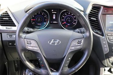 2013 Hyundai Santa Fe Thumbnail