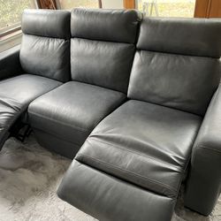 New Cardis Leather Couch  Both Sides Recline Head Also Moves  Thumbnail