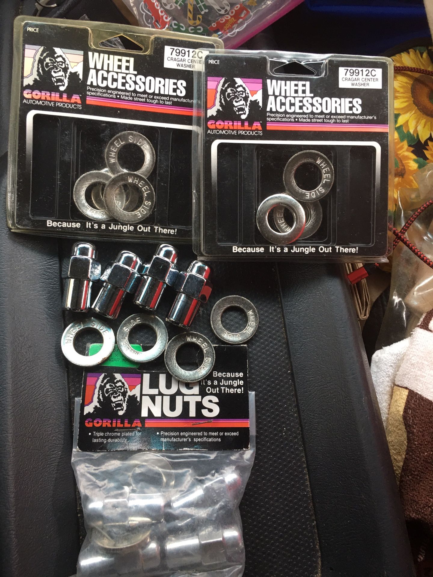 BRAND NEW 8-CRAGAR MAG LUG NUTS 12MM X 1.50 AND 18 CRAGAR CENTER WASHERS $30.00