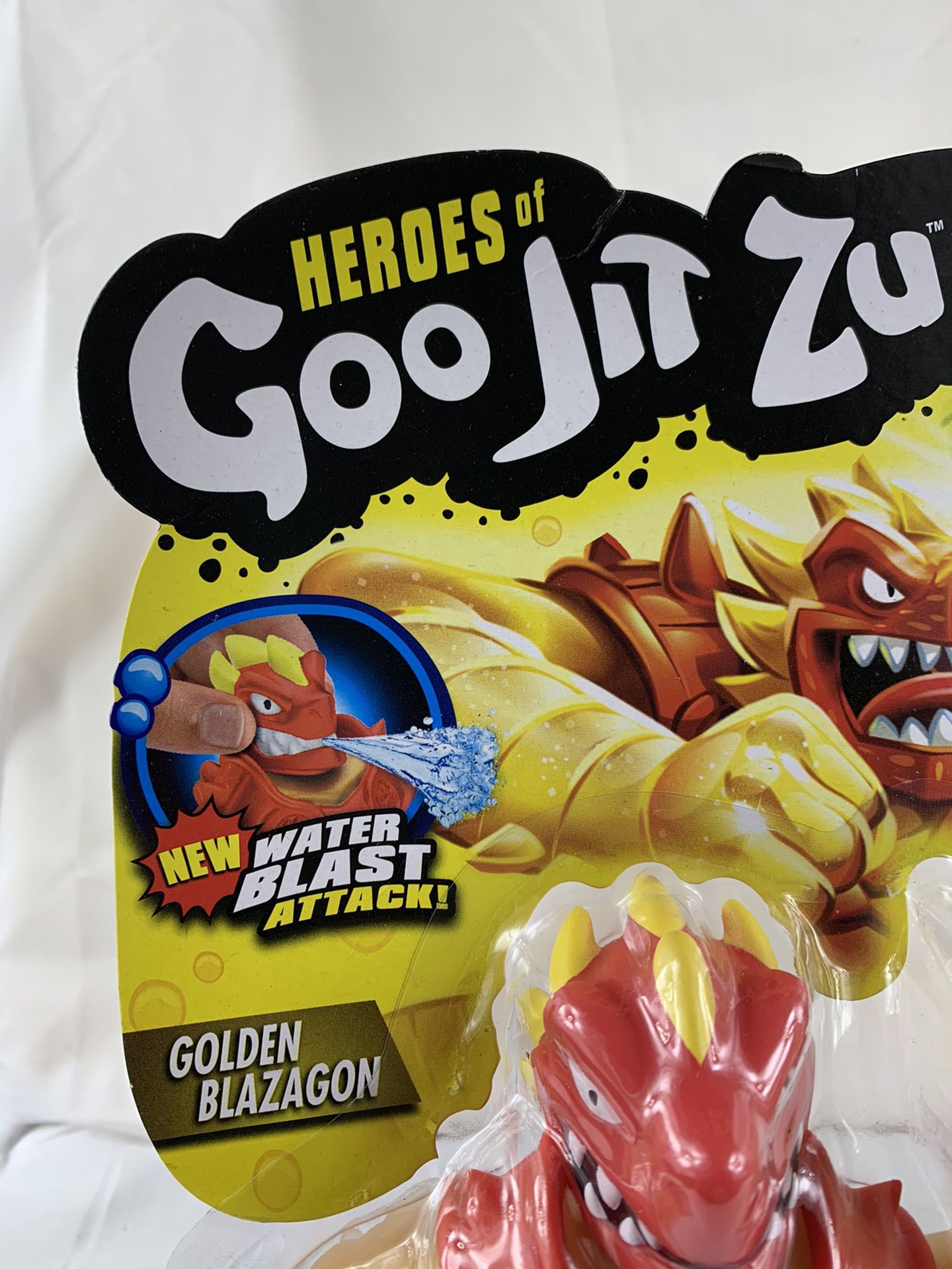 Heroes of Goo Jit Zu Golden Blazagon vs Rock Jaw Water Blast Versus Action Figur