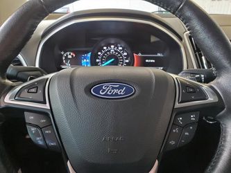 2017 Ford Edge Thumbnail