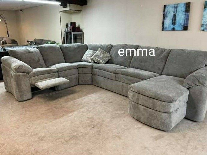 BRAND NEW | SENECA FALLS RECLINING SECTIONAL - ENGLAND FURNITURE