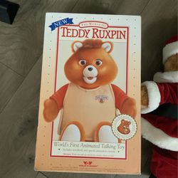 Vintage 1990 The World of Teddy Ruxpin First Animated Talking Toy With Box With Xmas Outfit  Thumbnail