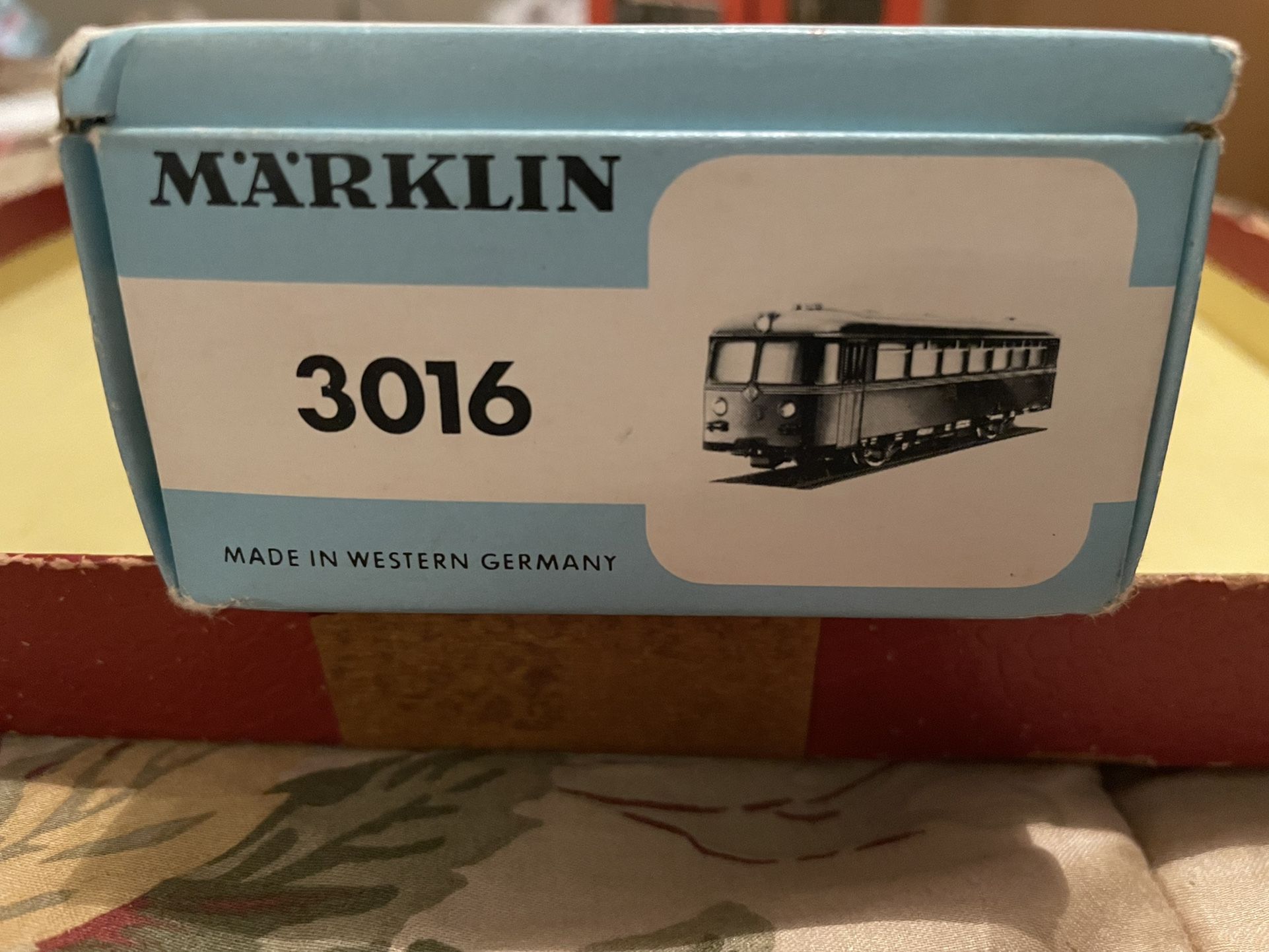 Rare MARKLIN HO Scale Electric Commuter Train(Rail Bus) 3016