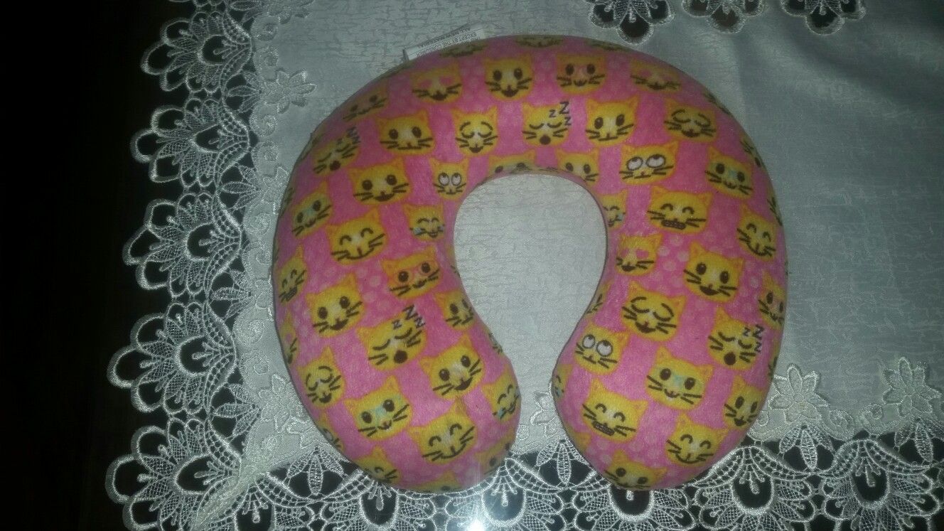 Baby Brest feeding or neck rest pillow