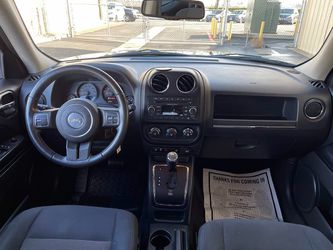 2015 Jeep Patriot Thumbnail