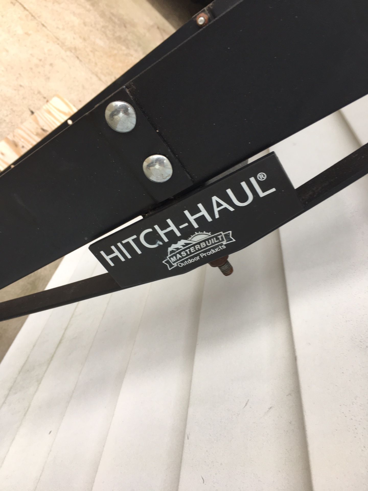 60” hitch hauler
