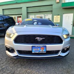 2017 Ford Mustang Thumbnail