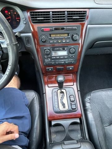 2000 Acura RL