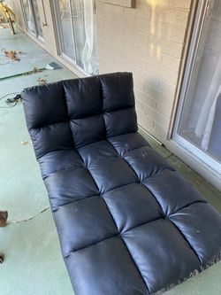 Futon/Love Seat Sofa Couch Thumbnail