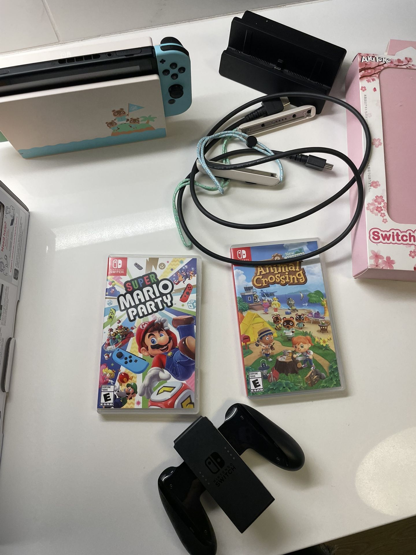 Nintendo Switch Bundle - Animal Crossing Edition