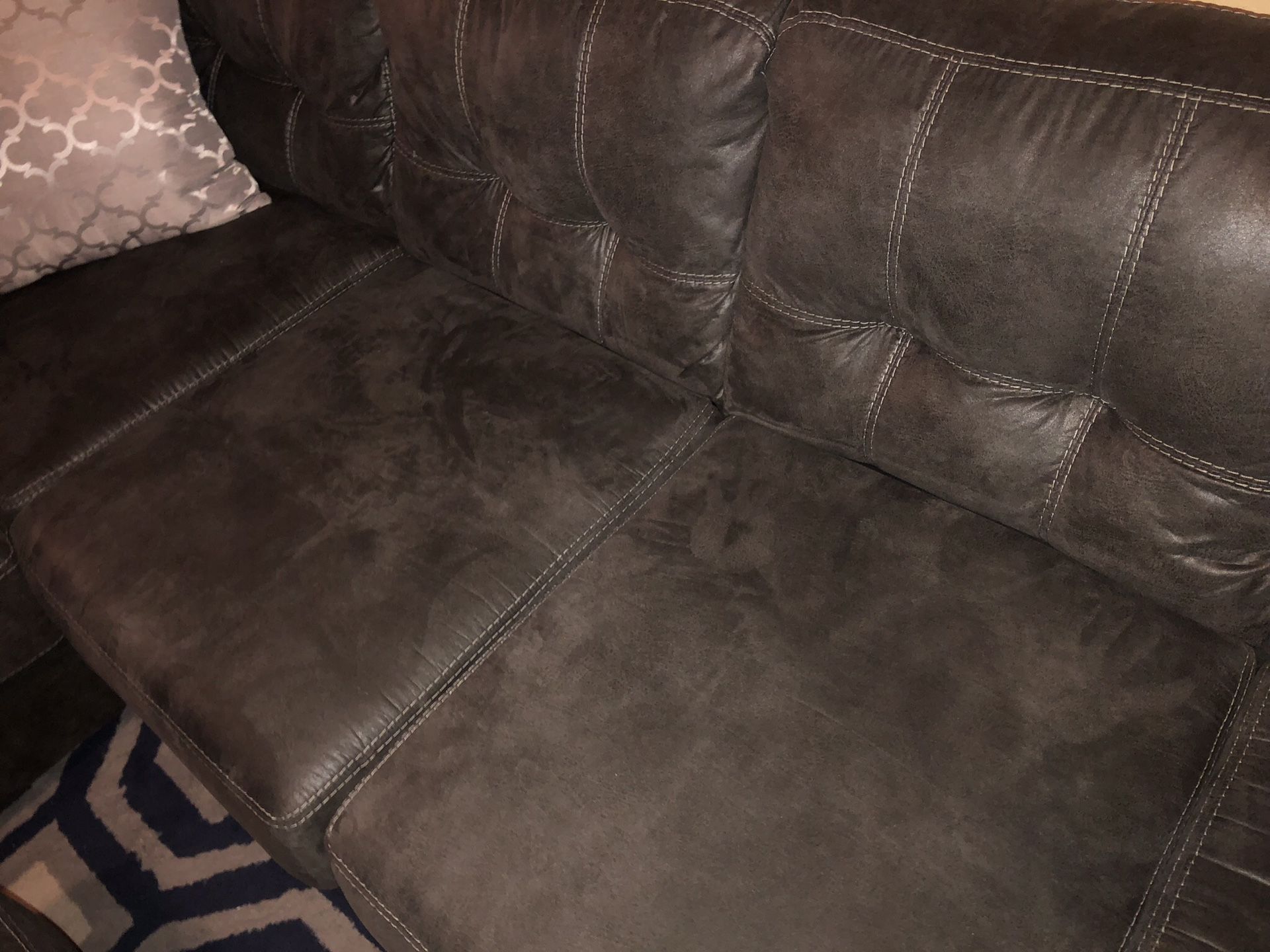 Ashley Fallston Living Room Sectional Sofa Couch