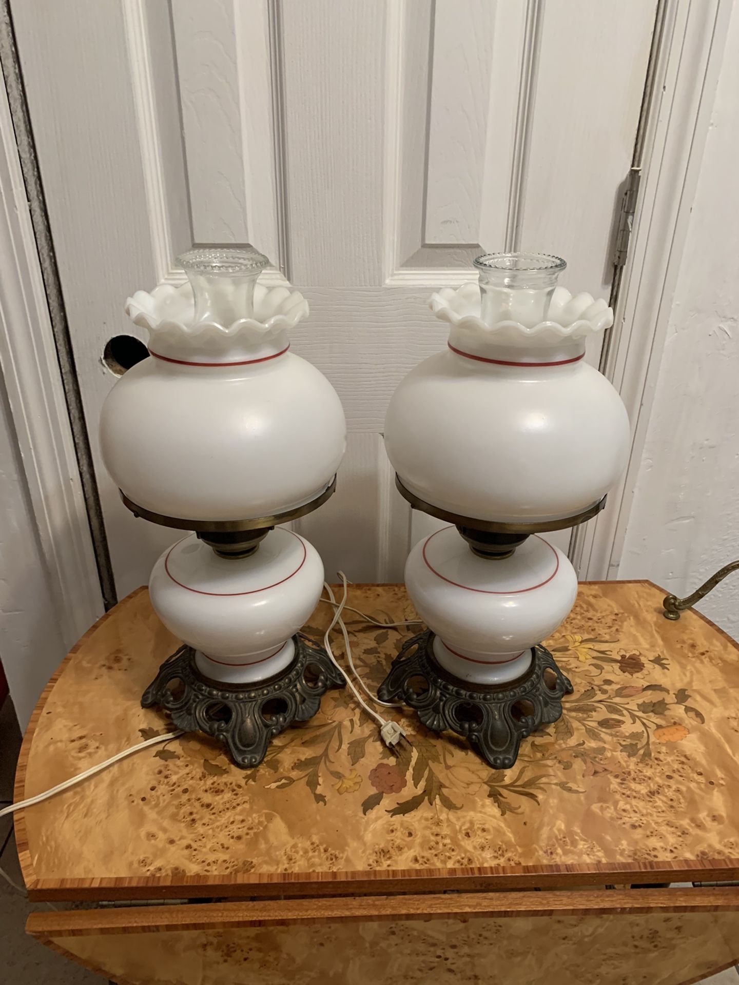 Vintage Set Of 2 Hurricane Lamp Roses Design With 3 Way Electric Lighting