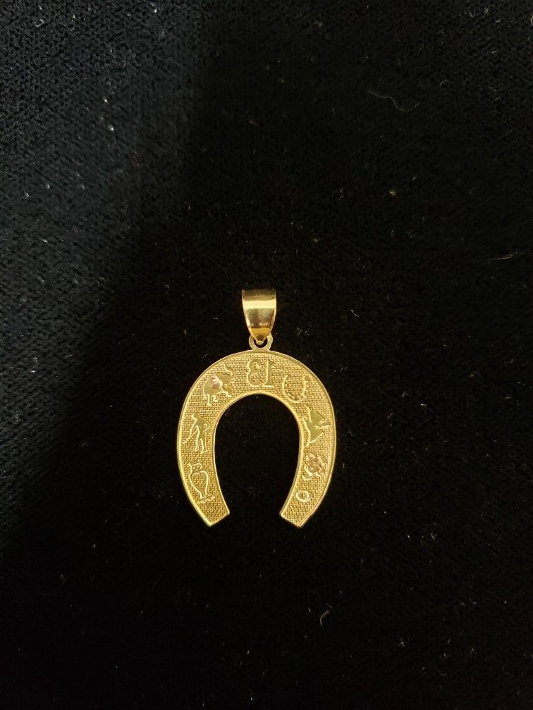 10kt Gold LUCKY 7 TALISMAN Pendant