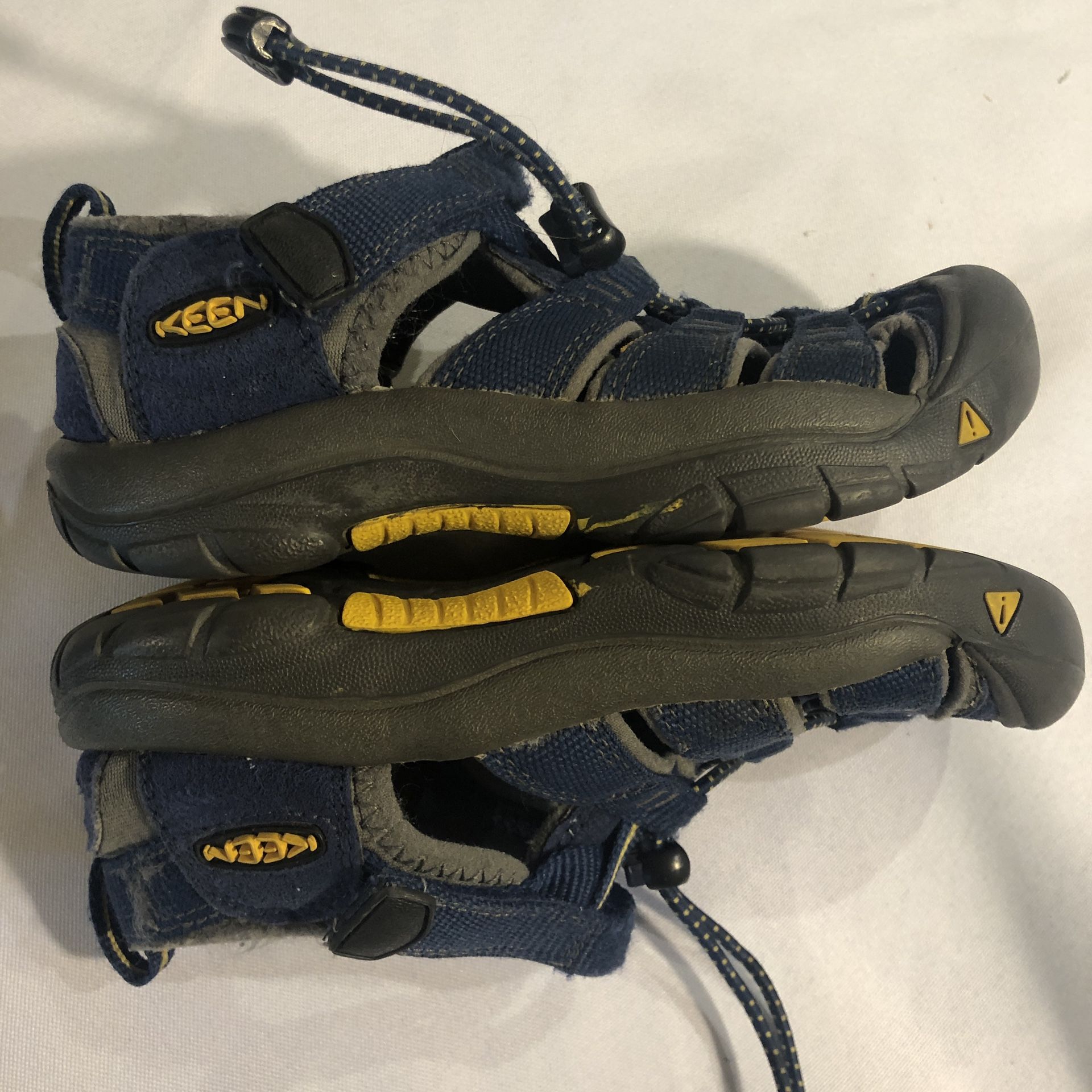 Keen Newport H2 Youth Kids Outdoor Waterproof Hiking Sandal Size 13 Navy Blue
