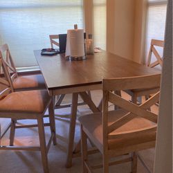 Dining Table And Chairs Thumbnail