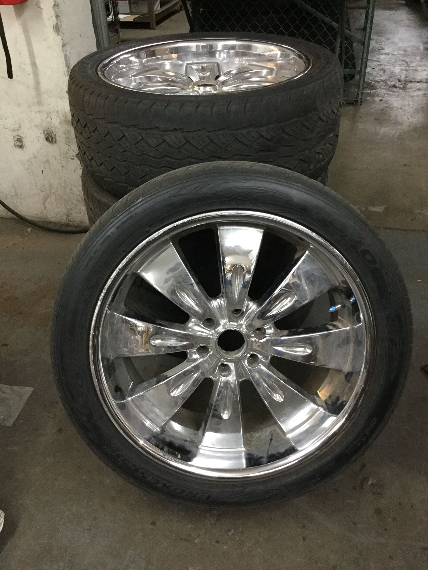 23” WHEELS and TIRES 6x139