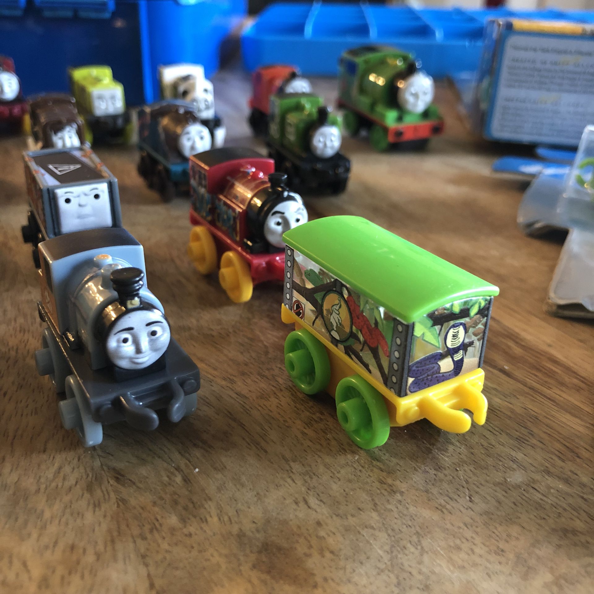 28 Thomas & Friends Minis Trains Total . Some pre own great shape and some new  Thomas & Friends MINIS - Fizz 'N Go Cargo Surprise New  Thomas and Fri