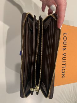 Authentic Bags & Zippy Wallet-Louis Vuitton, Gucci, Coach, MCM, Prada, Calvin Klein  (Sold Separately) Thumbnail