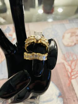 14k Yellow Gold Engagement Set With Interlocking Pear 1 Carat Diamond  Thumbnail