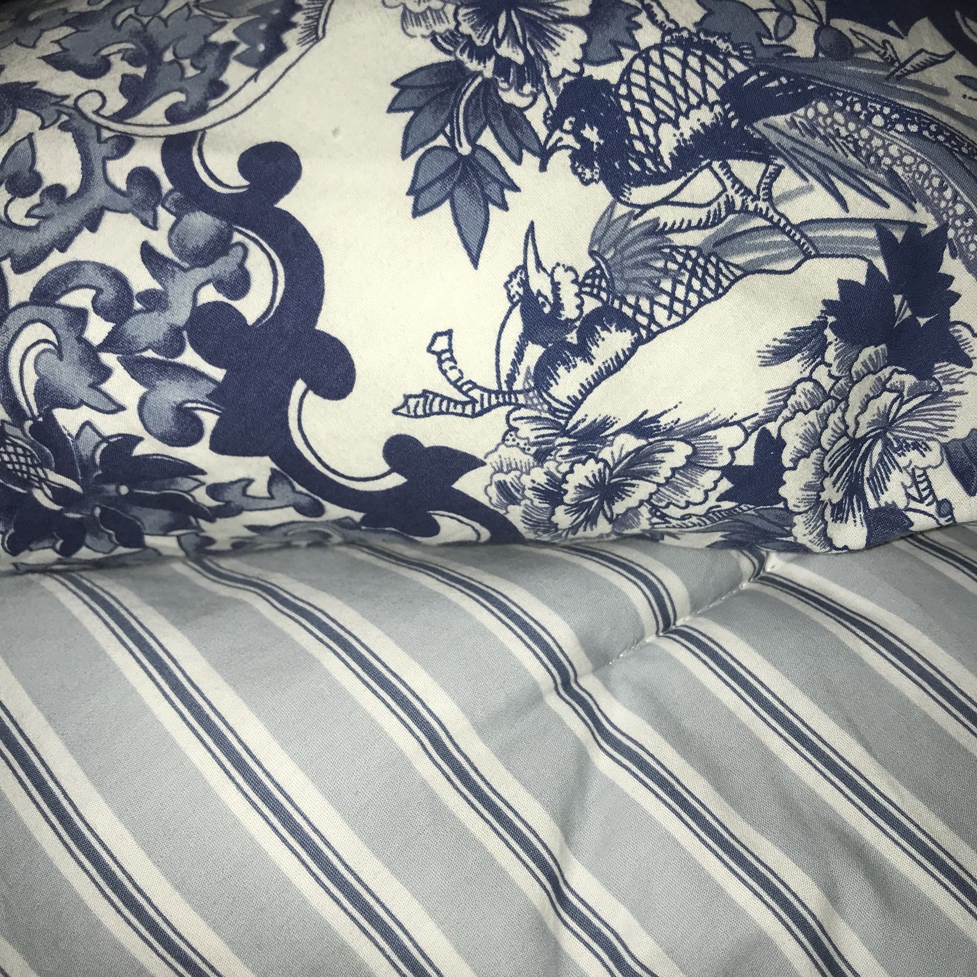 RALPH LAUREN SET • TAMARIND PORCELAIN BLUE QUEEN COMFORTER w/ SHAMS