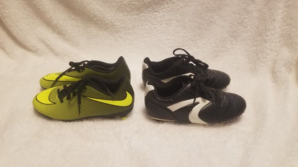 Soccer Ball Tennis shoes