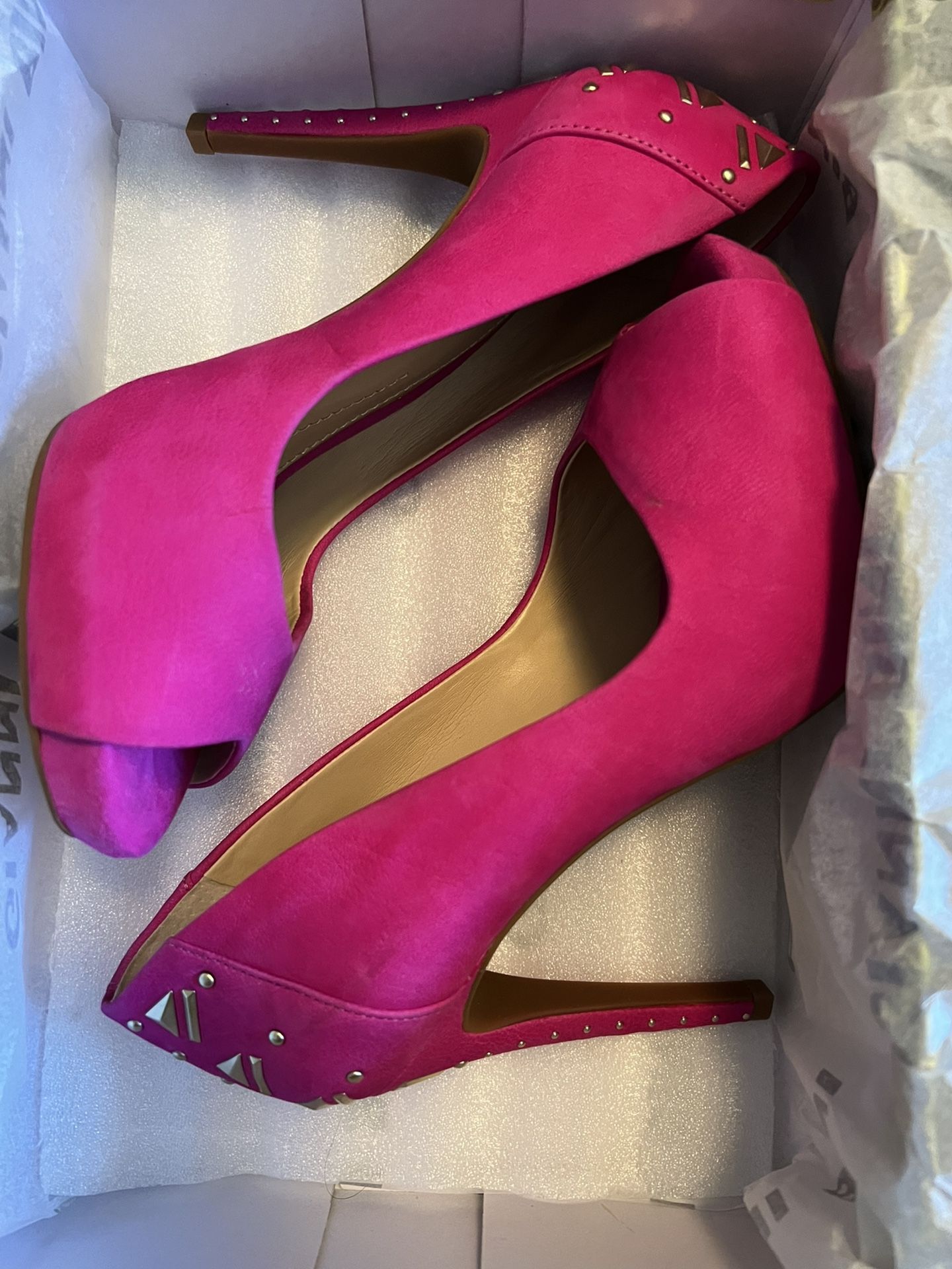 Hot Pink Gianni Bini Heels