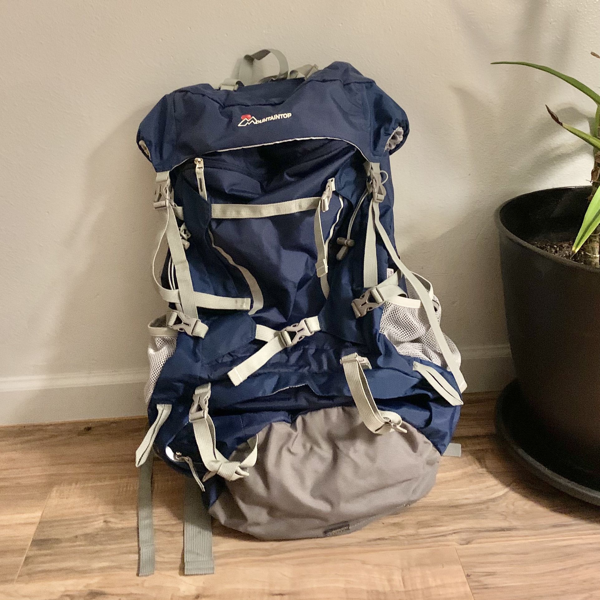 70L Backpacking Backpack
