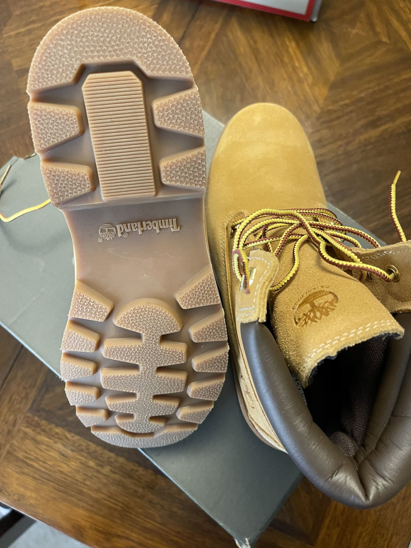 Timberland Boots, Women Size 8, Wheat Suede