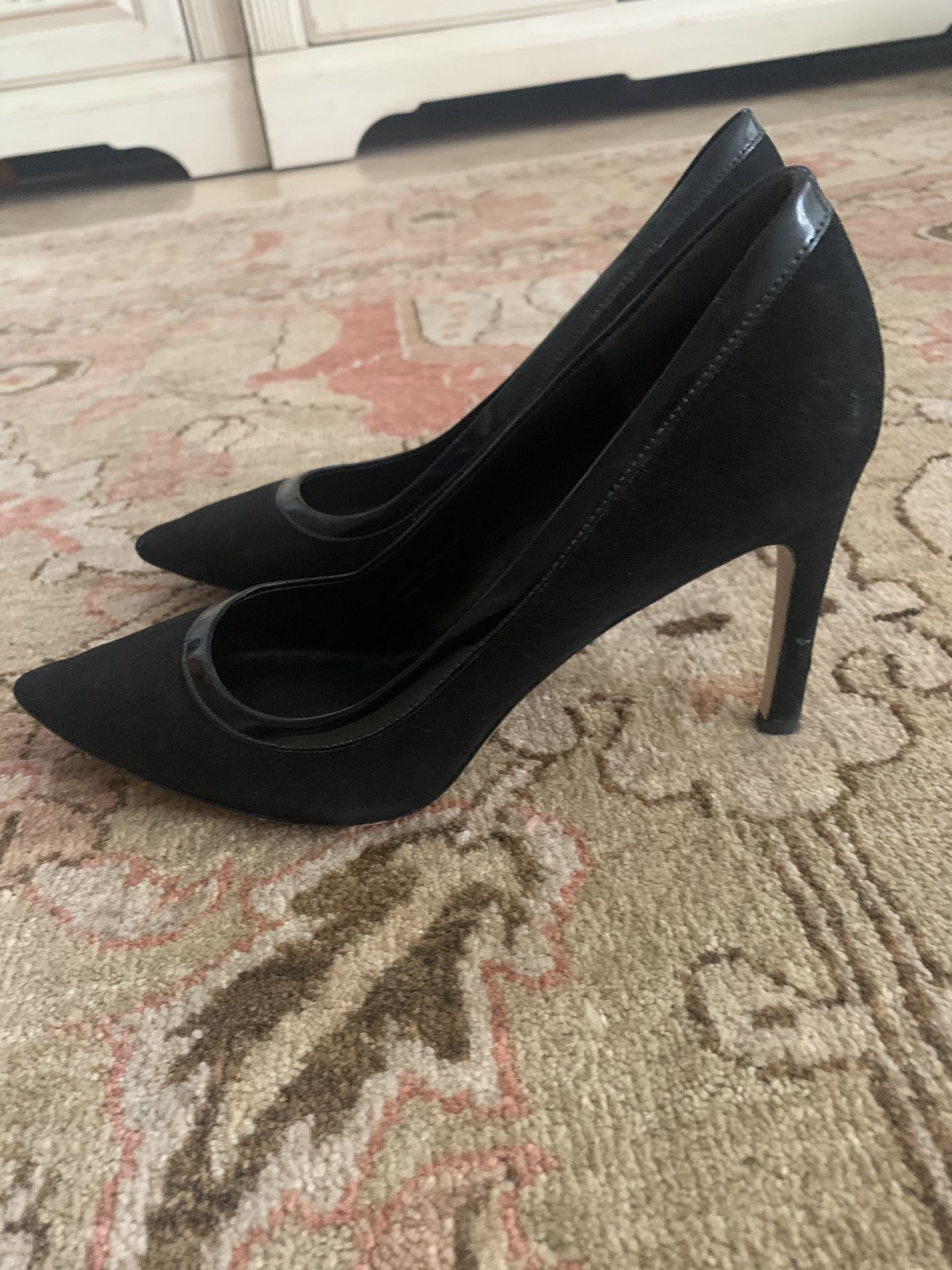Via Spiga suede heels. Patent leather trim. 3 1/2 inch.