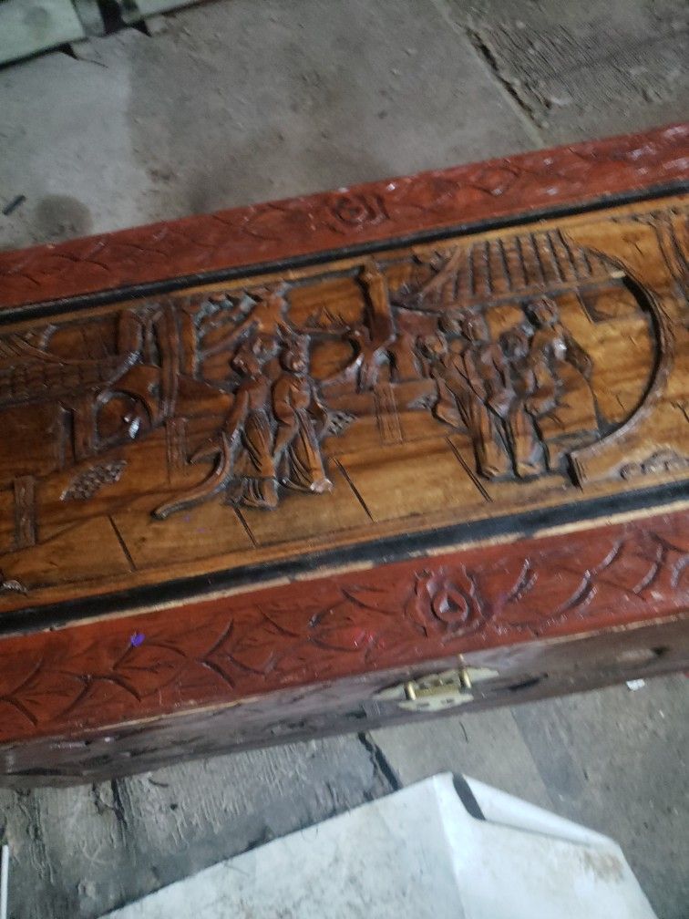 Antiques Chinese Carven