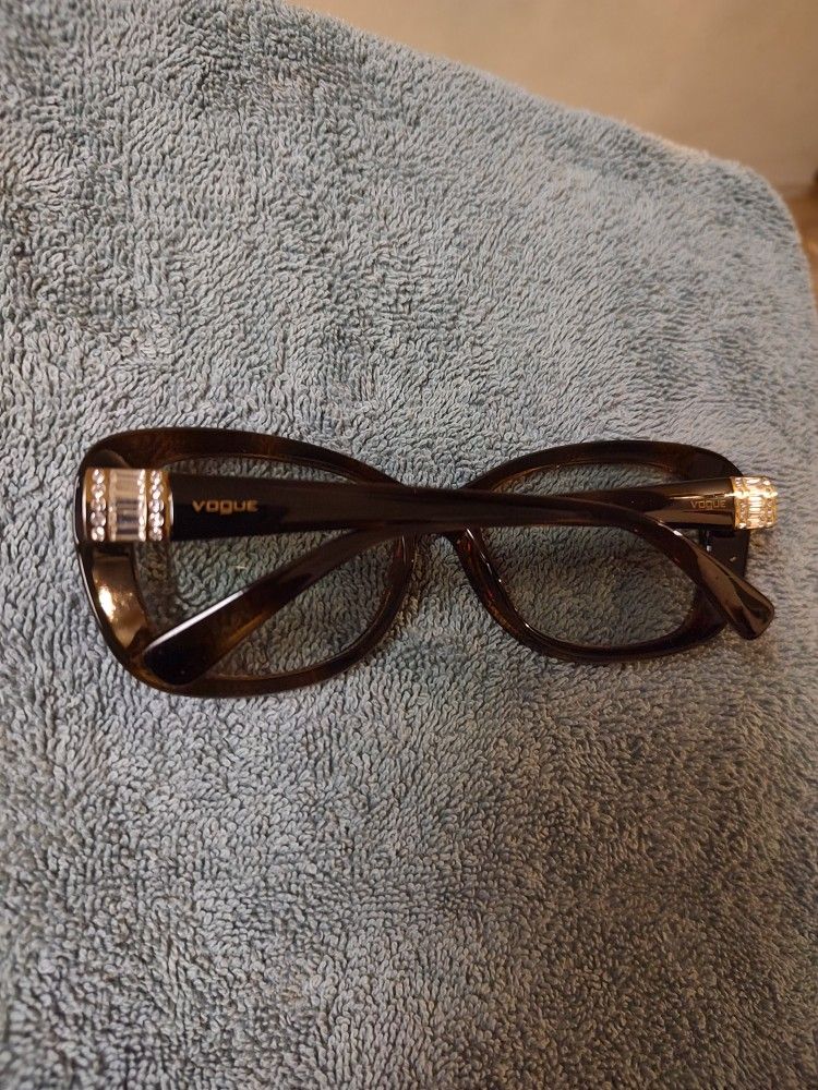 VOGUE Brown Tortoise Eyeglasses Frame