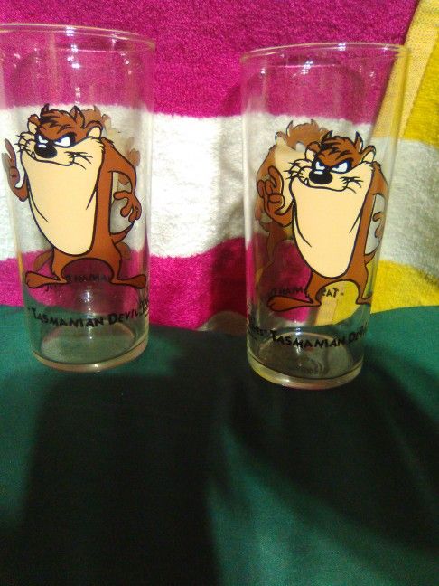 2 Vintage Taz Glasses