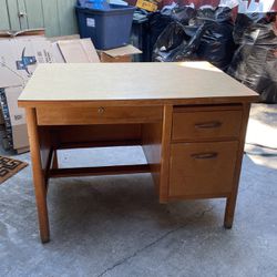 Old Solid Wood Teachers School  Desk And chair - Free Thumbnail