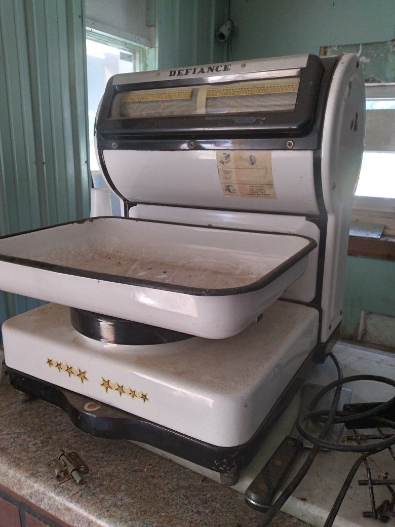 Vintage Scales